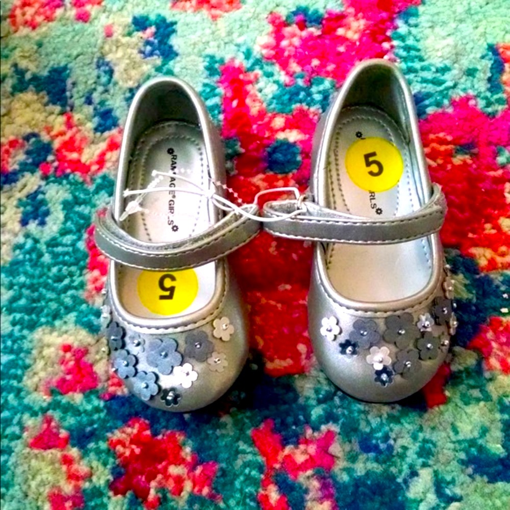 Rampage Pewter Metallic Leather Ballet Shoes Size 5 Little Girls